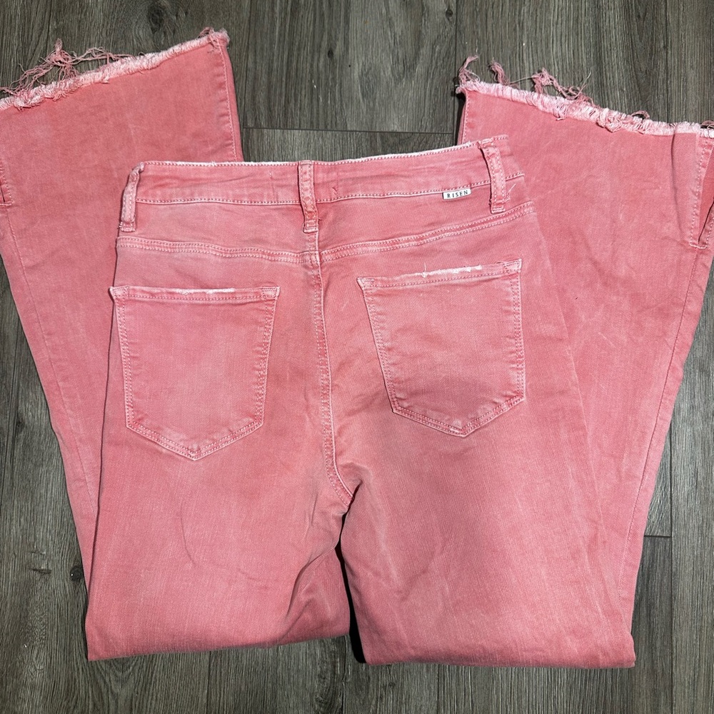 Women's Pink Wide-Leg Flare Jeans with Frayed Hem - Picture 15 of 16